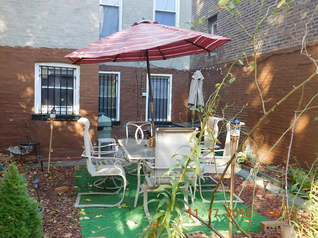 Debbie'S Place Hotel New York