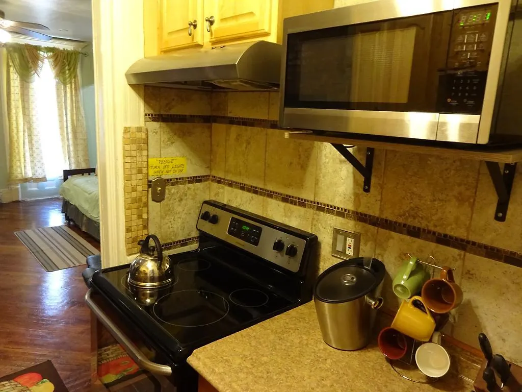 Debbie'S Place Hotel New York Apartman